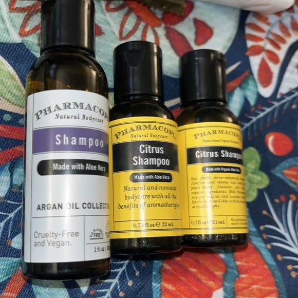 NWOT.. 16 Pharmacopia samples - Picture 5 of 6